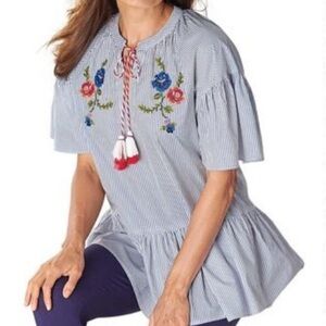 CW Classics Blue Striped Floral Embroidered Blouse. Flutter sleeves. Size L